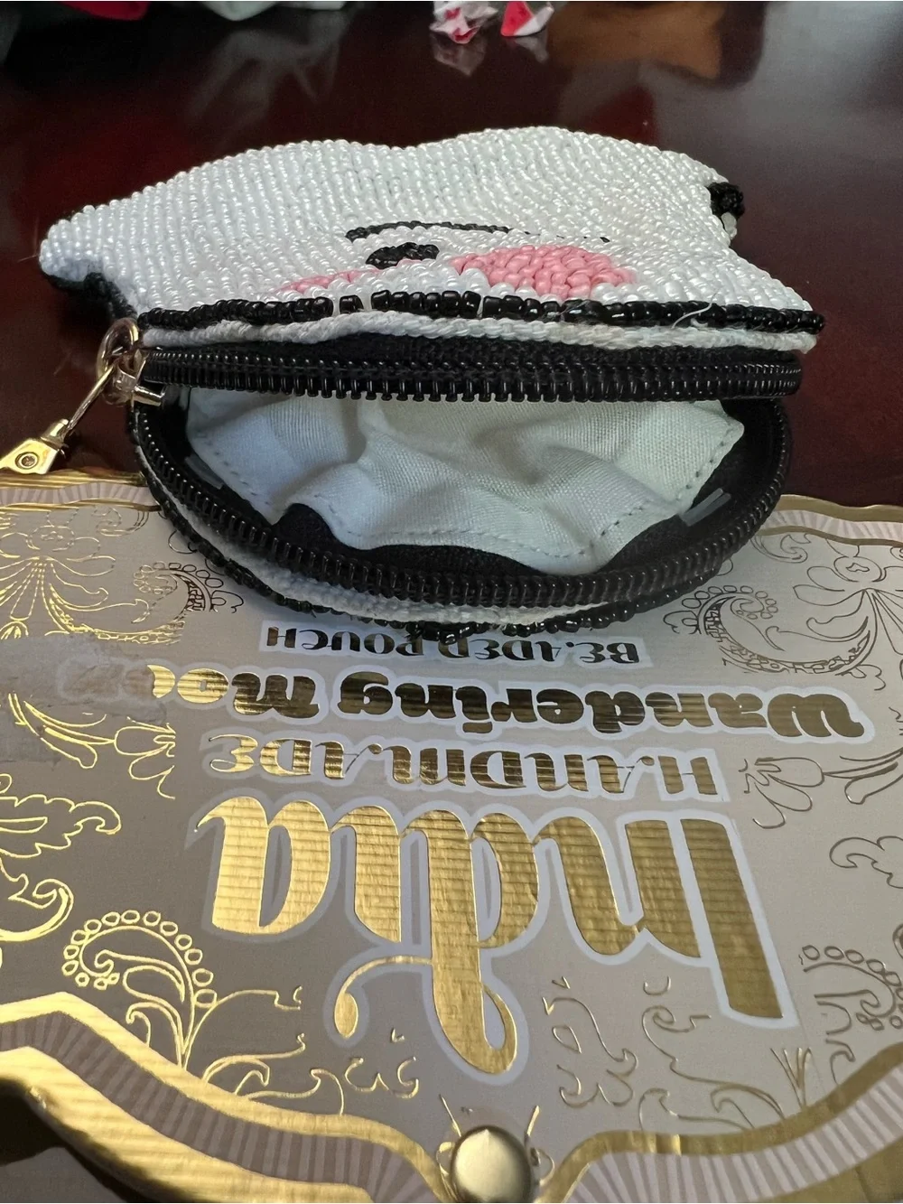 Wandering Moon Beaded Ghost Pouch - White with Pink Bow